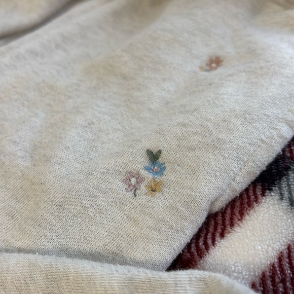 Selling American Eagle Sweatpants. Size XS, cream color with little flowers - Picture 2 of 2